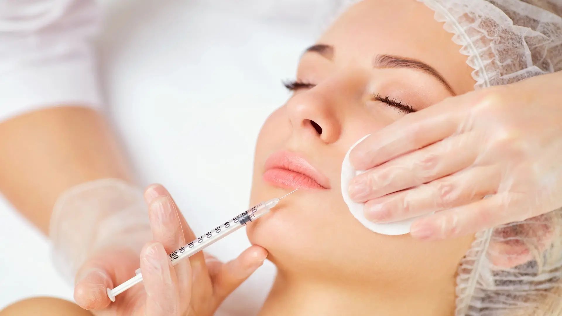 Comparing Fillers Neuramis vs Restylane | 4 Metrics